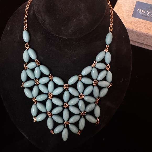 The Skyline Collection Jewelry - Elegant Aqua Beaded Necklace/Earring Set